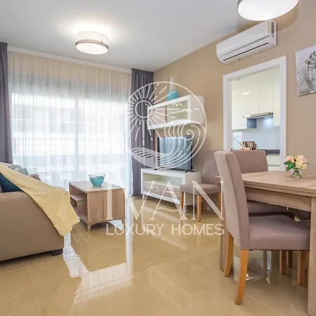 Apartment Casa Isabella Ivan Luxury Homes 6ªplta Norte 1ªlinea *